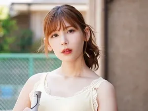 Cấp dưới lén chụp cấp trên nữ không mặc quần lót và cái kết